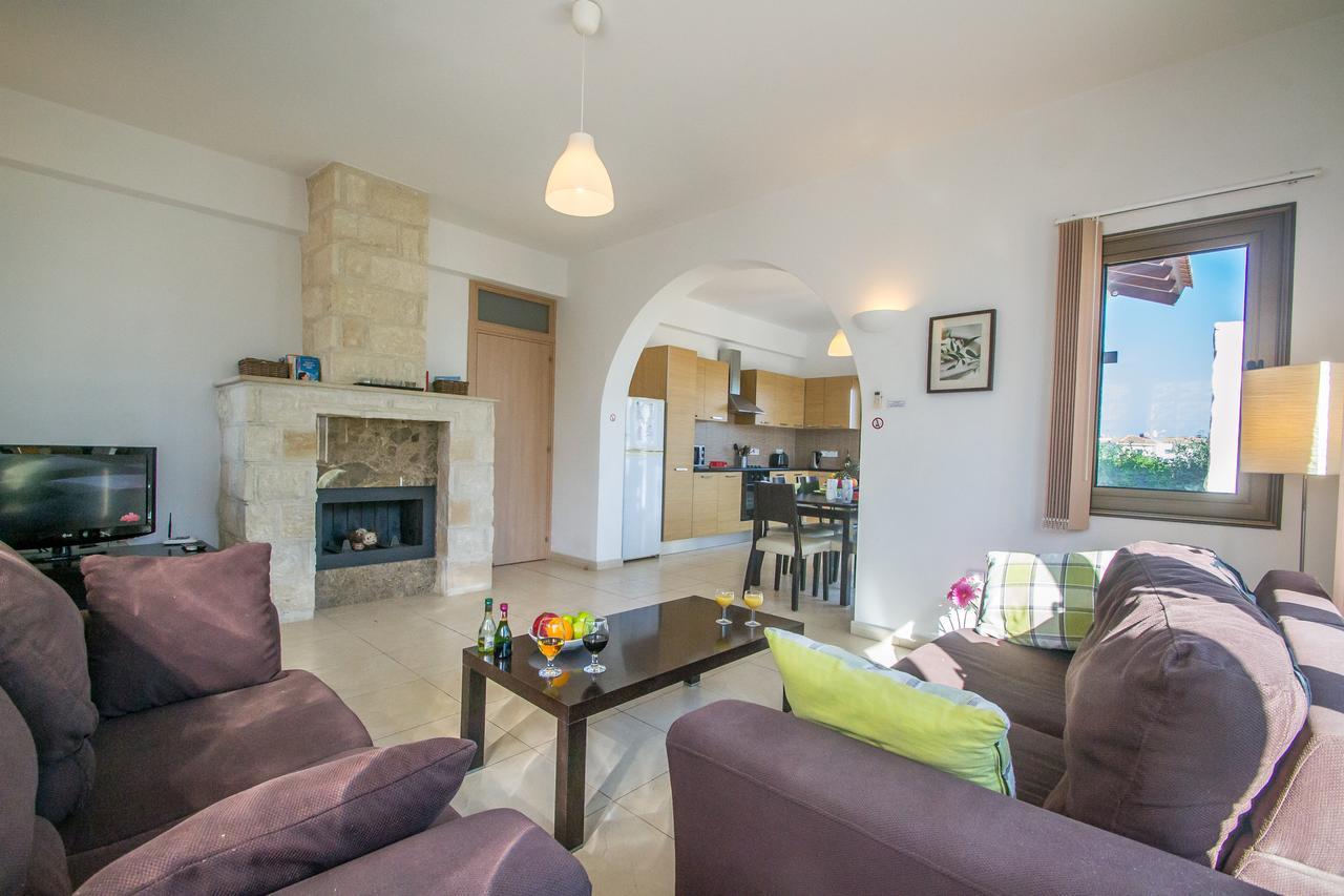 Rada'S Vacation Home Ajia Napa Zewnętrze zdjęcie