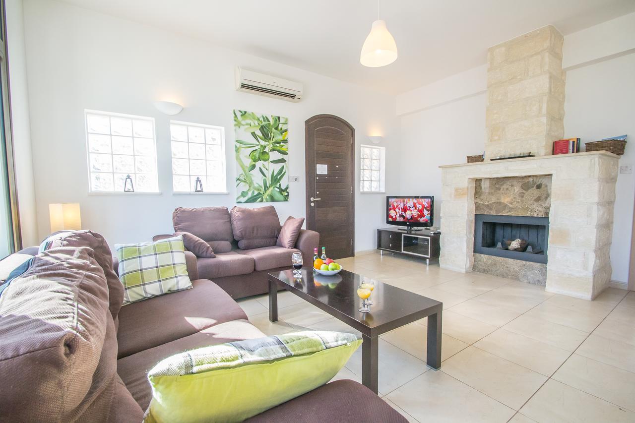 Rada'S Vacation Home Ajia Napa Zewnętrze zdjęcie