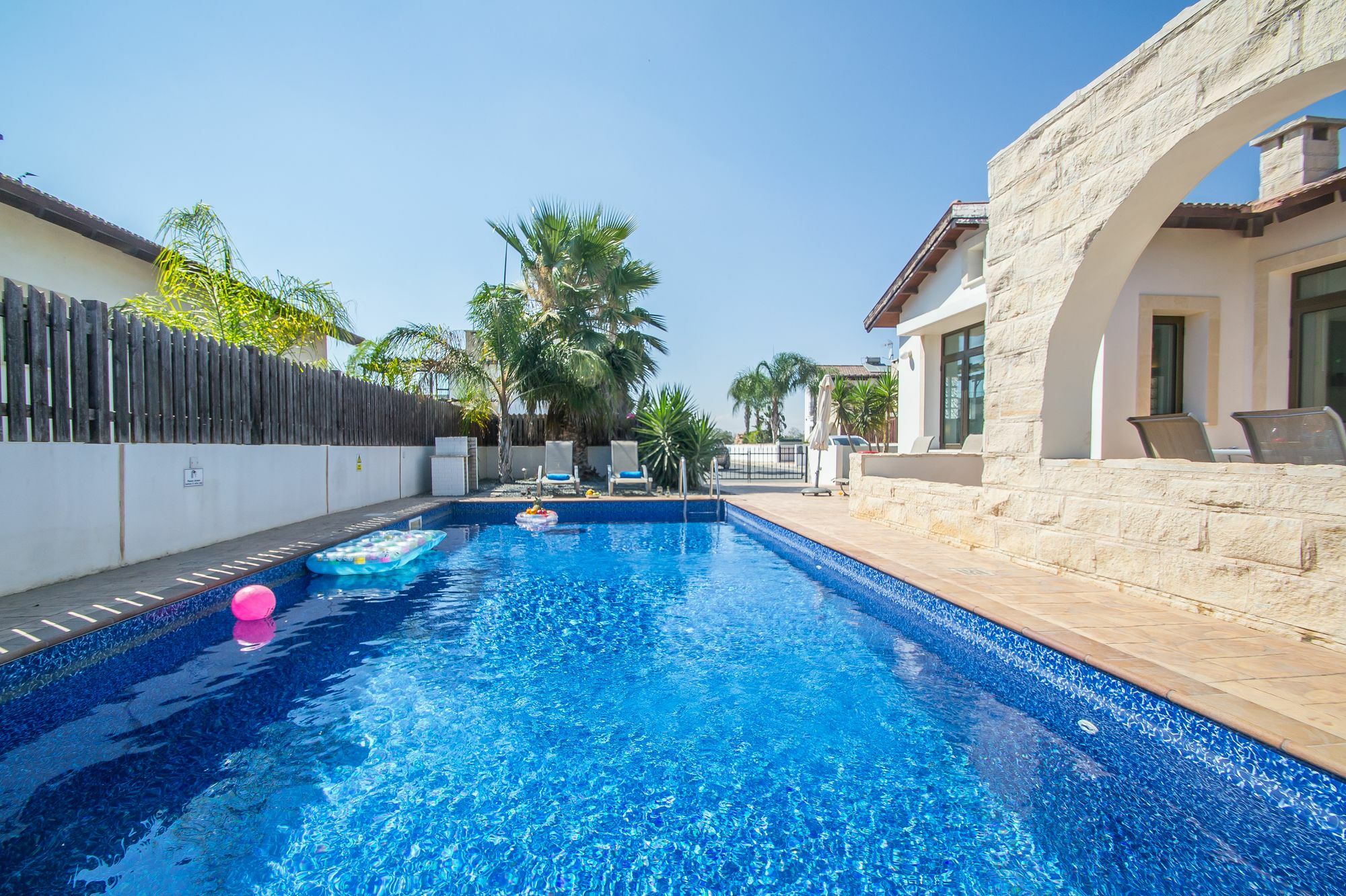 Rada'S Vacation Home Ajia Napa Zewnętrze zdjęcie